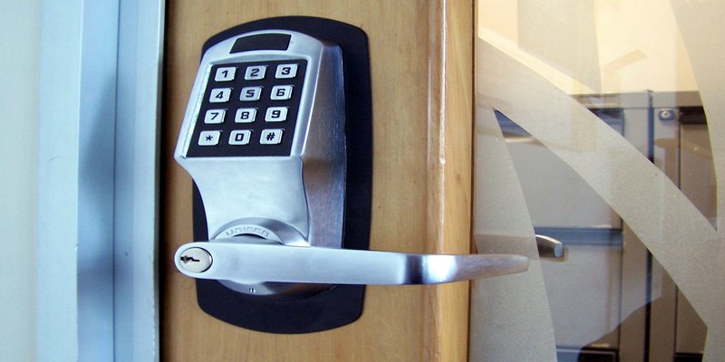 Fort Lauderdale Expert Locksmith Keyless Entry Locks Commercial Fort ...